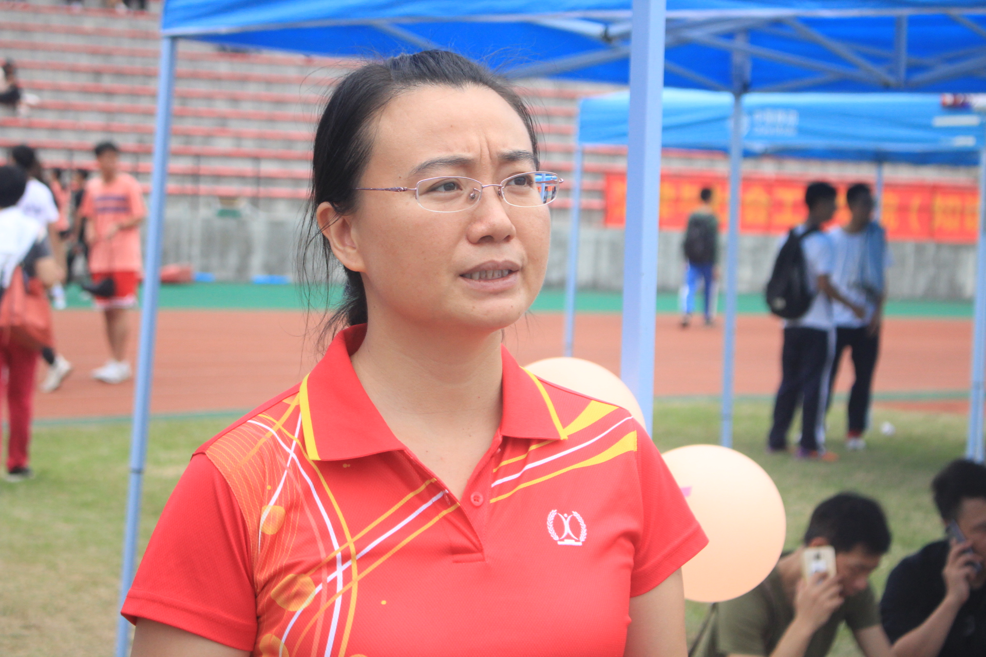 黑料吃瓜网
在校运会中勇夺佳绩3.JPG