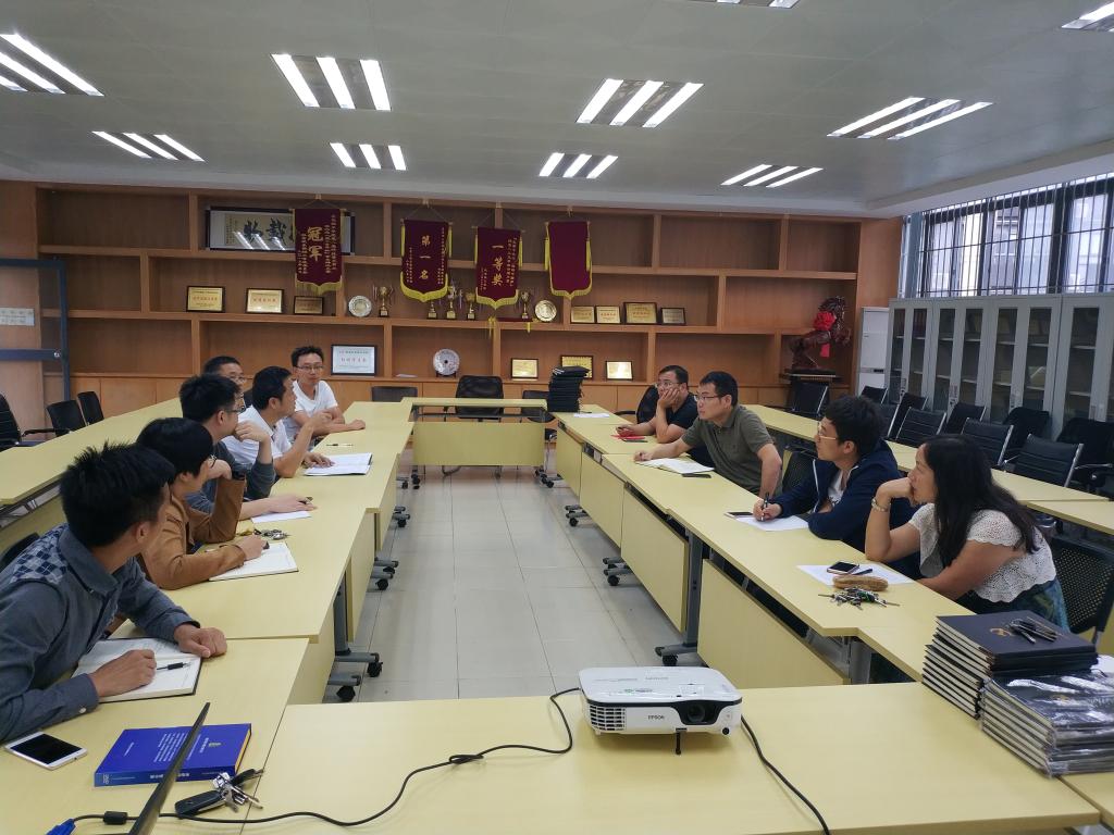 黑料吃瓜网
党总支举行诫勉谈话活动1.png