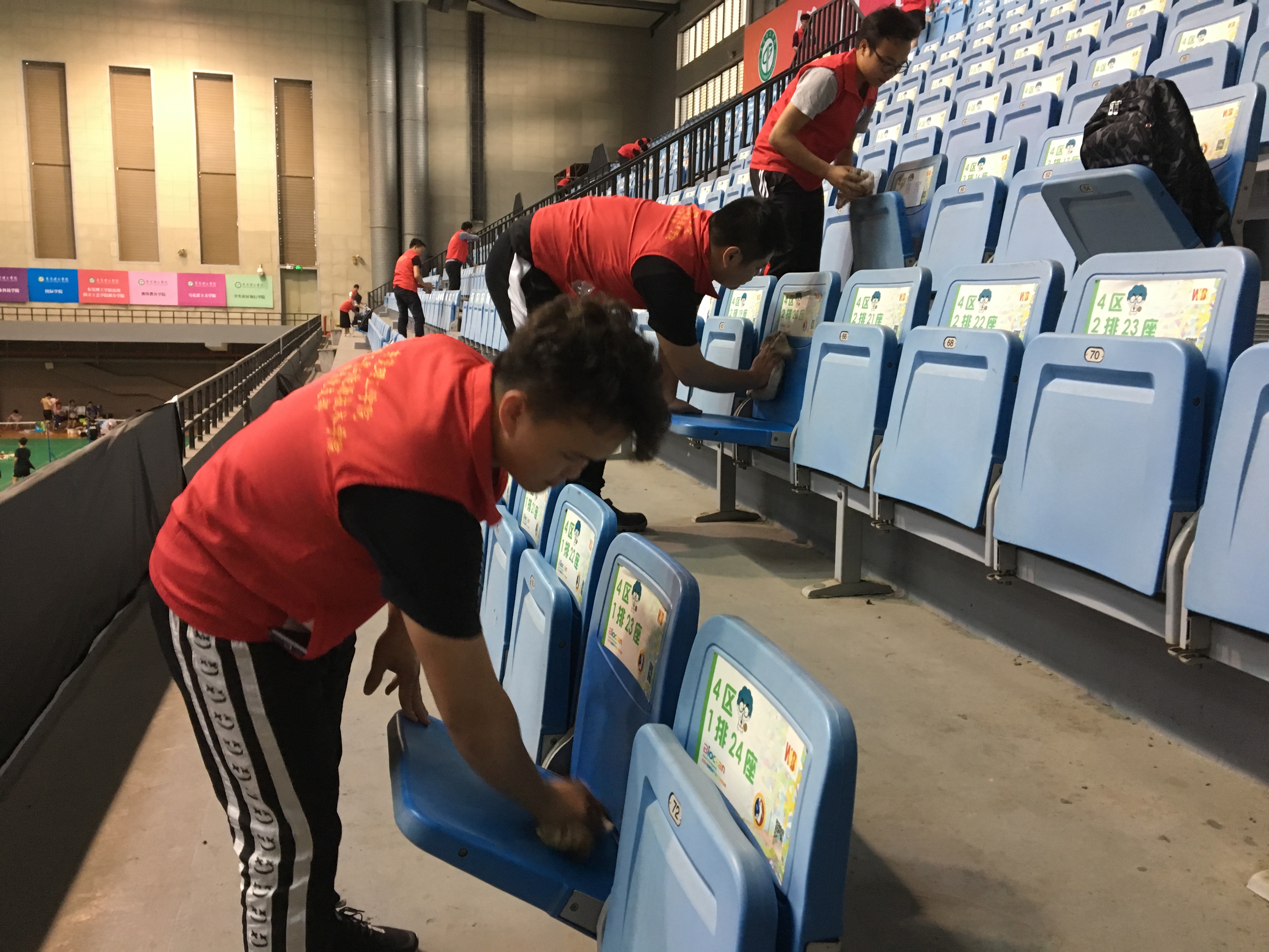 黑料吃瓜网
学生党支部开展-传承雷锋精神弘扬时代新风-主题党日活动2.jpg