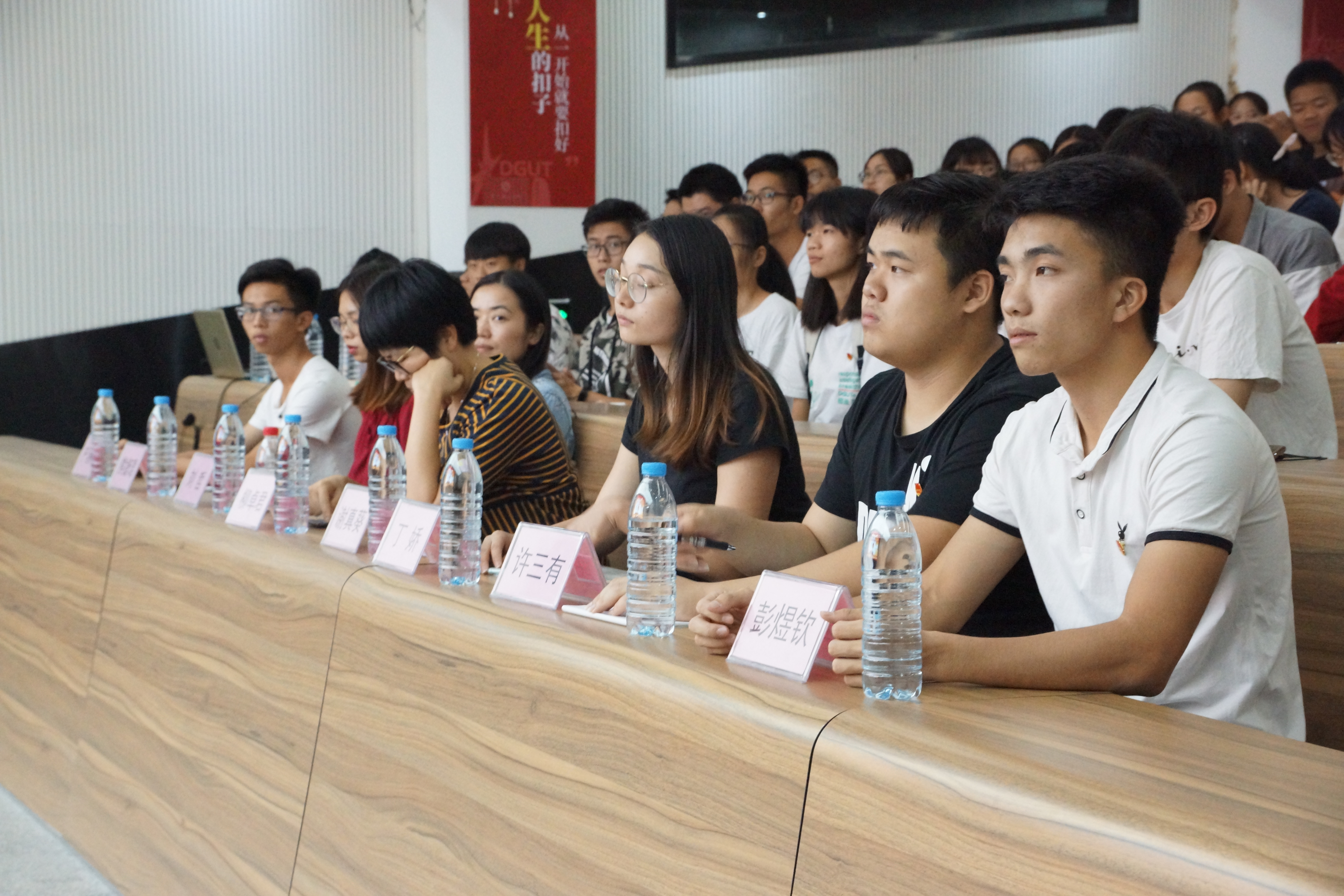 黑料吃瓜网
-莞馨社区联合第一期团校培训班开班仪式圆满落幕2.jpg